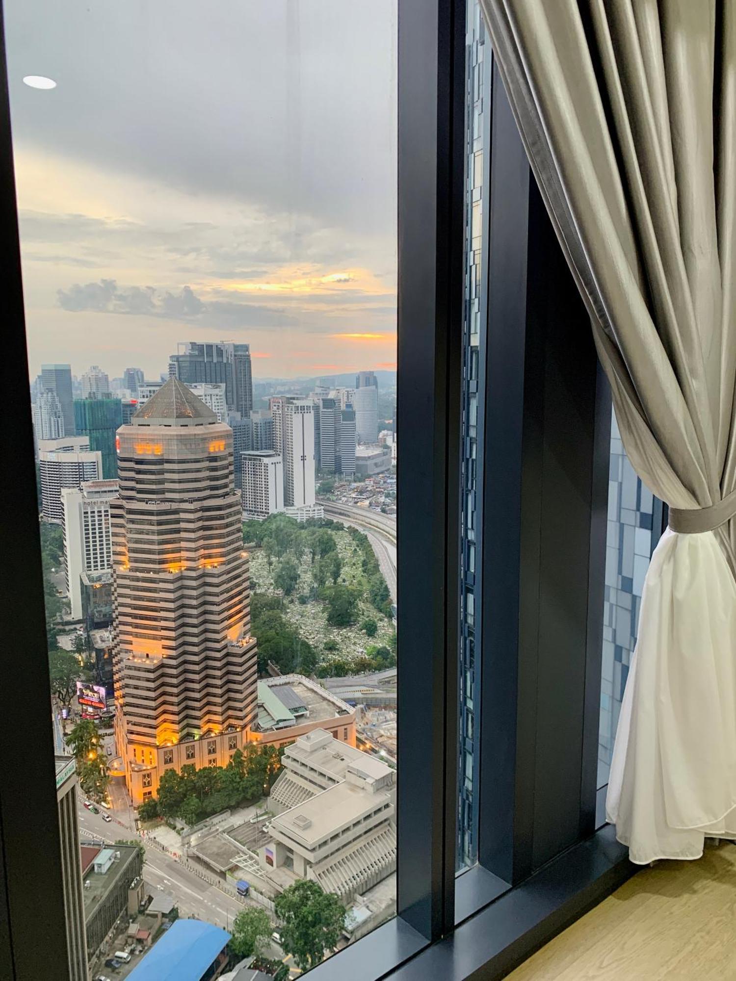 Well-shaped At Star Klcc * Kuala Lumpur